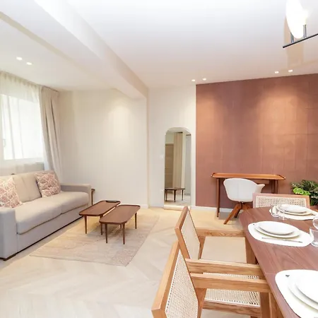 Montparnasse By Prestige * Parijs